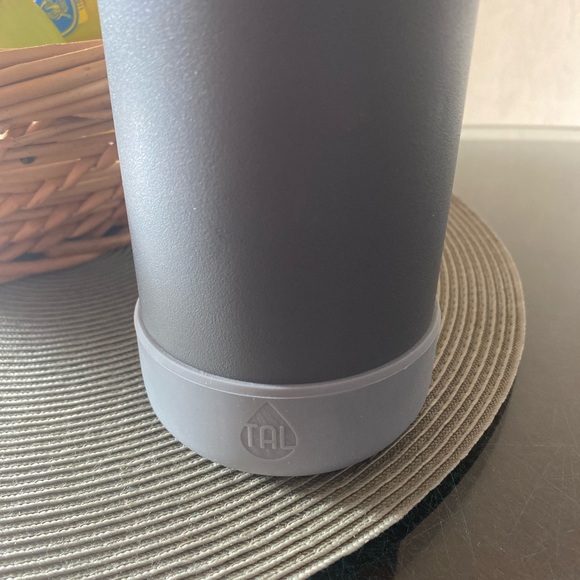 ThermalFlask 24 Oz. Water bottle - Picture 8 of 10